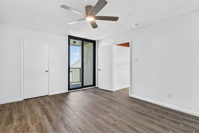 1400 E Ocean Dr 2, Corpus Christi, TX 78404