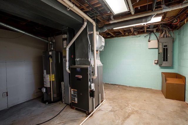 4660 N 145th STREET, Brookfield, WI 53005