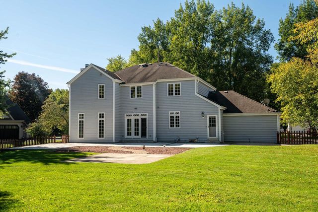 4660 N 145th STREET, Brookfield, WI 53005