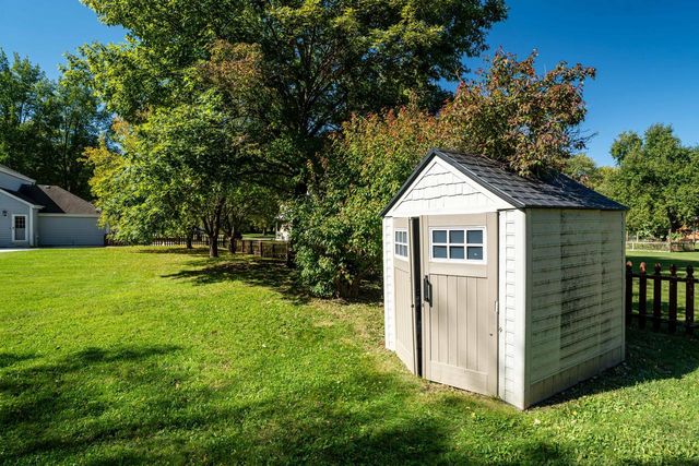 4660 N 145th STREET, Brookfield, WI 53005