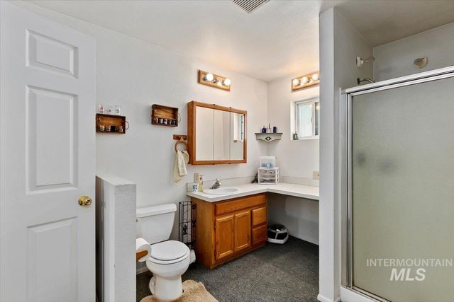 1289 E 2350 S, Bliss, ID 83314
