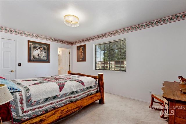 1289 E 2350 S, Bliss, ID 83314