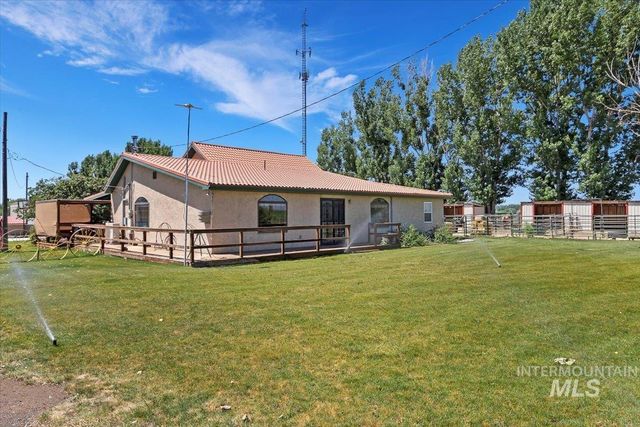 1289 E 2350 S, Bliss, ID 83314