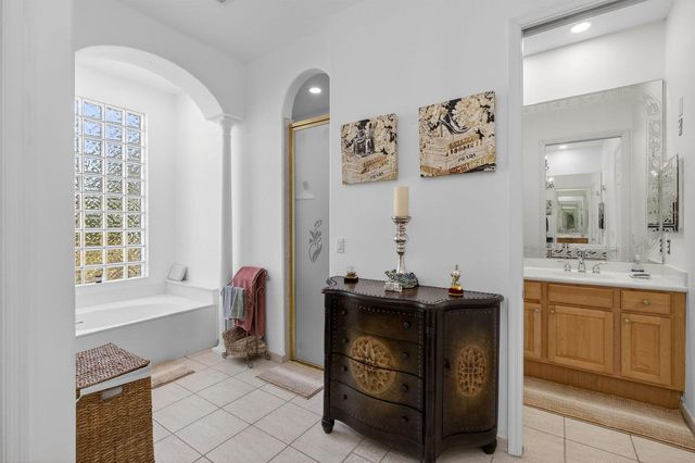 15554 SW 16th Street, Davie, FL 33326