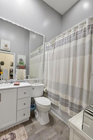 15554 SW 16th Street, Davie, FL 33326