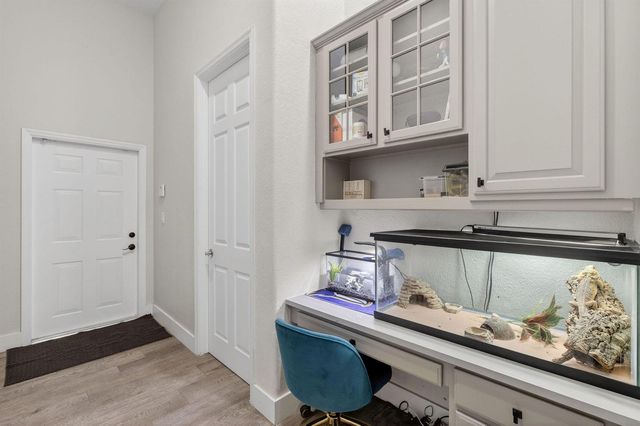 15554 SW 16th Street, Davie, FL 33326