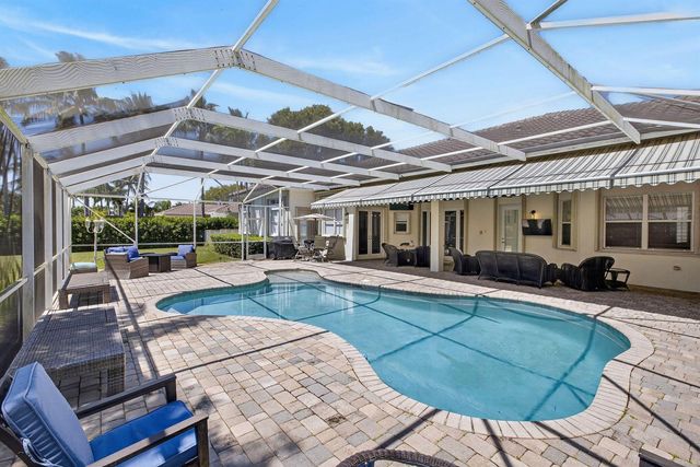 15554 SW 16th Street, Davie, FL 33326