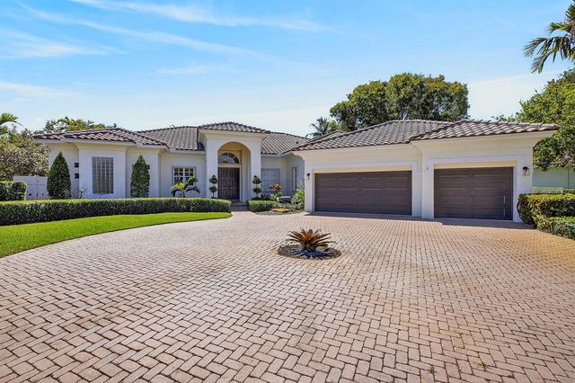 15554 SW 16th Street, Davie, FL 33326