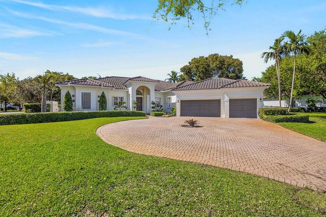 15554 SW 16th Street, Davie, FL 33326