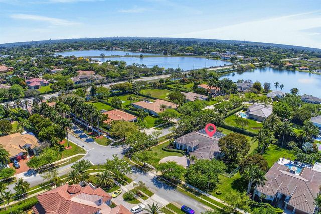 15554 SW 16th Street, Davie, FL 33326