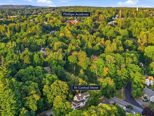 81 Central St, Andover, MA 01810