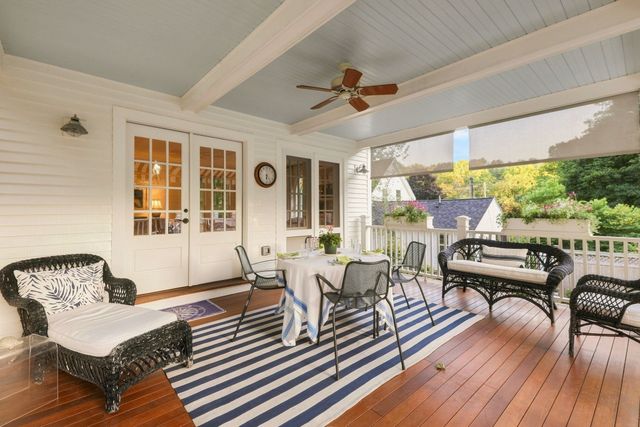 81 Central St, Andover, MA 01810