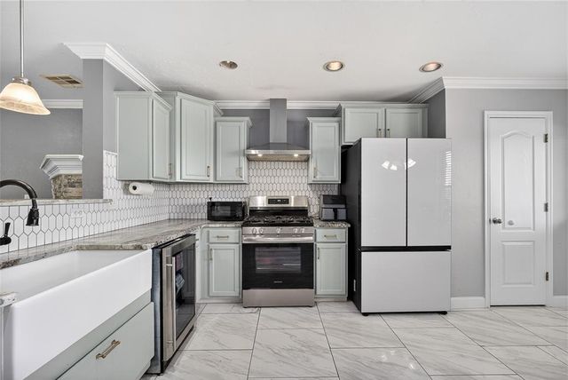 4516 Hunter Boulevard, Oklahoma City, OK 73179