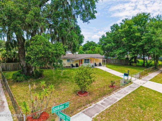 2464 SPOKANE Avenue, Atlantic Beach, FL 32233