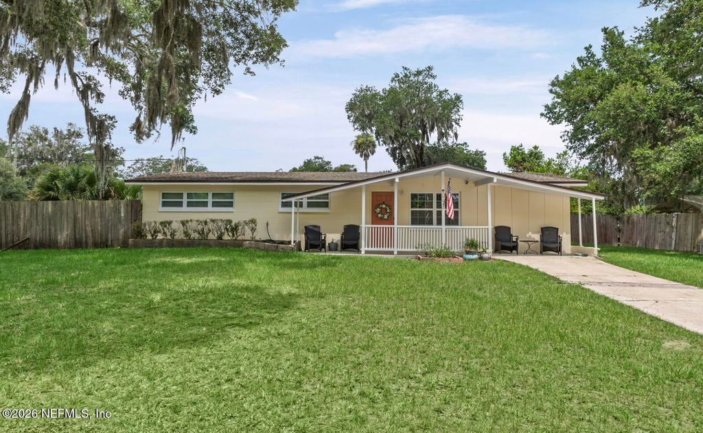 2464 SPOKANE Avenue, Atlantic Beach, FL 32233