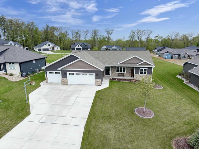 2128 CLOVER FIELD DRIVE, Suamico, WI 54313