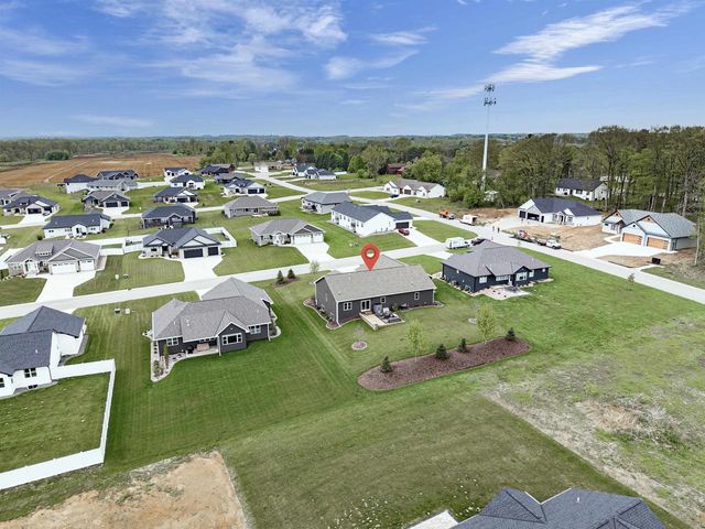 2128 CLOVER FIELD DRIVE, Suamico, WI 54313