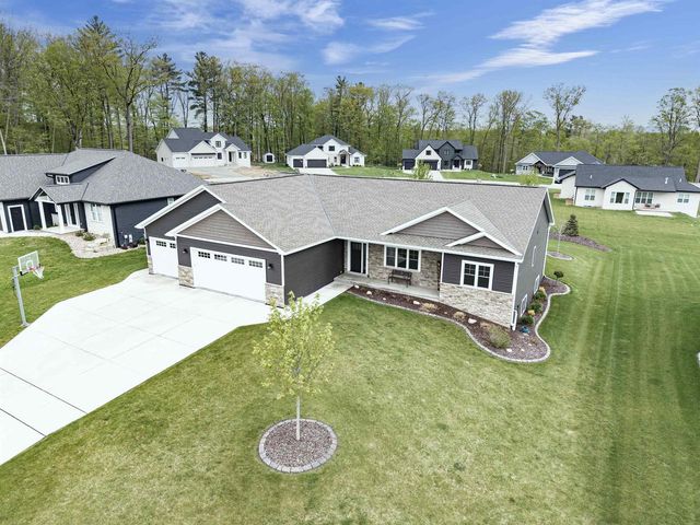 2128 CLOVER FIELD DRIVE, Suamico, WI 54313