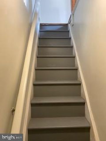 68 BARNT AVE, Trenton, NJ 08611