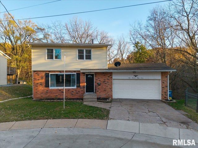 337 5TH Street Court, Silvis, IL 61282