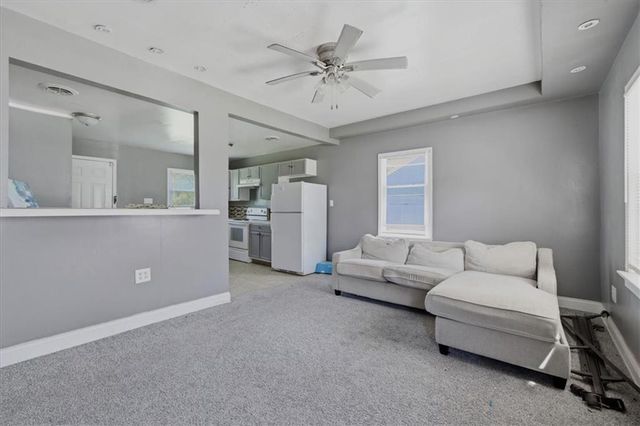 5428 College Avenue, Kansas City, MO 64130