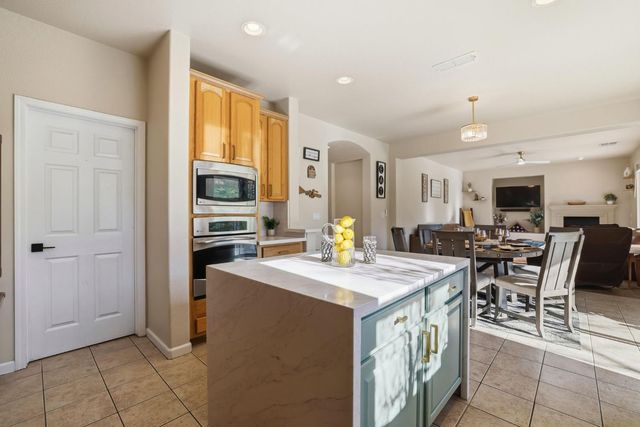 519 Borders Ct, El Dorado Hills, CA 95762