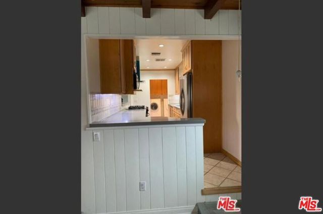 6838 Bertrand Avenue, Los Angeles, CA 91335