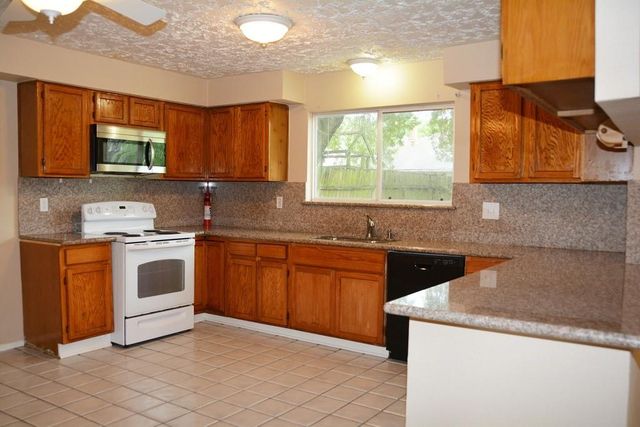 3703 Embarcadero Drive, Houston, TX 77082