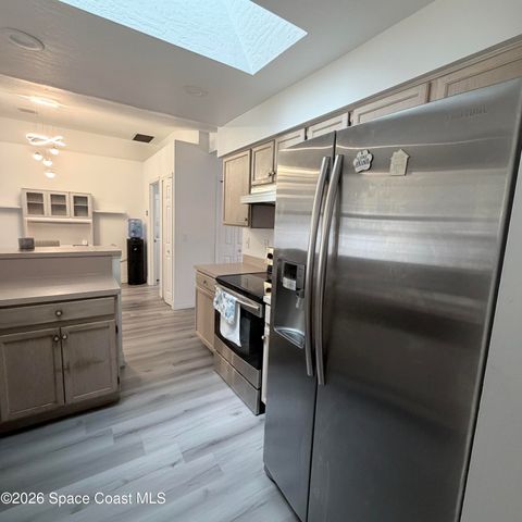 1430 Alberni Street NW, Palm Bay, FL 32907