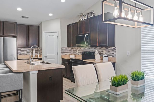 400 Stafford Dr., Myrtle Beach, SC 29579