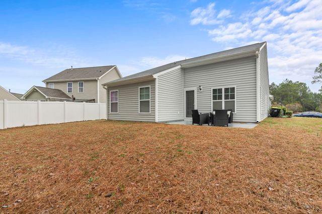 400 Stafford Dr., Myrtle Beach, SC 29579