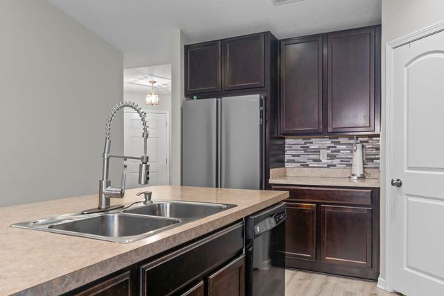 400 Stafford Dr., Myrtle Beach, SC 29579