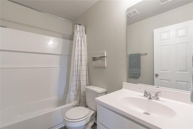 504 SE 4th Street, Newcastle, OK 73065