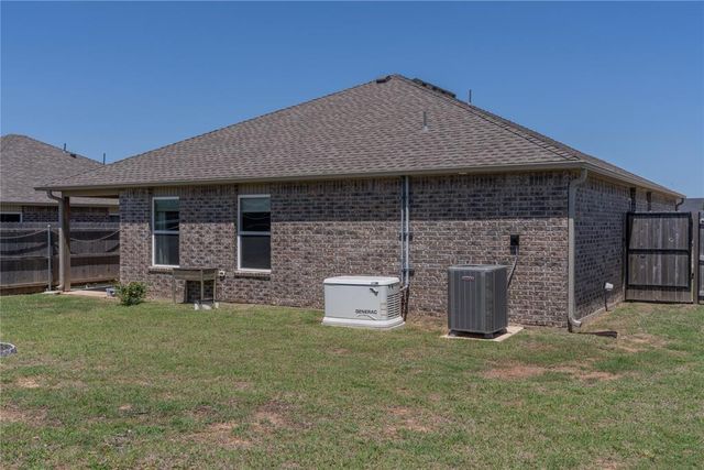 504 SE 4th Street, Newcastle, OK 73065