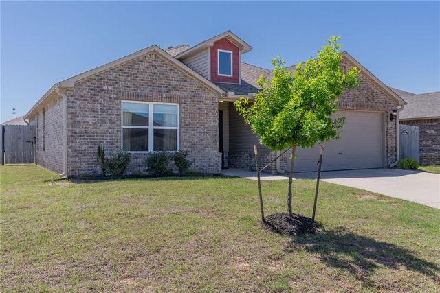 504 SE 4th Street, Newcastle, OK 73065