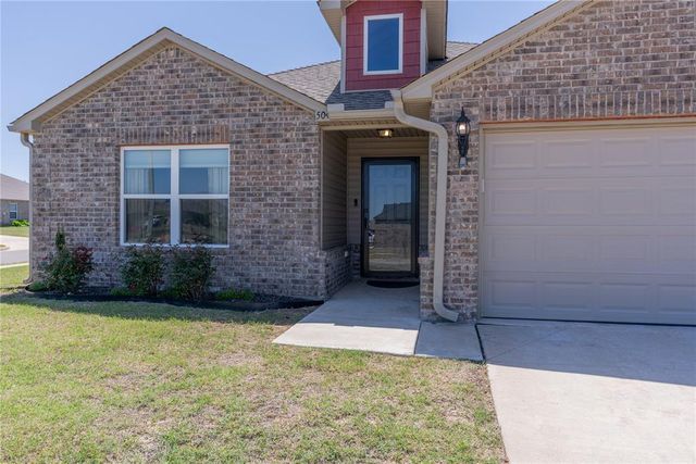 504 SE 4th Street, Newcastle, OK 73065