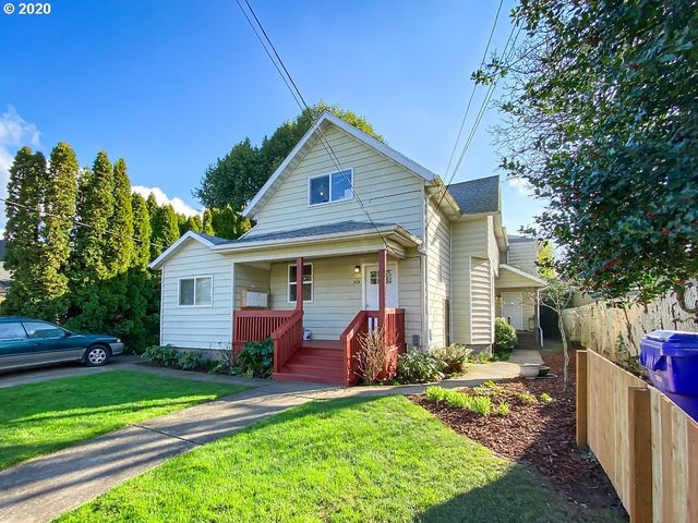 1414 Se LAMBERT St, Portland, OR 97202