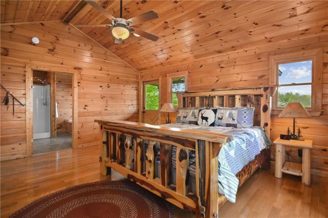 305 Skybound Rd, Blue Ridge, GA 30513