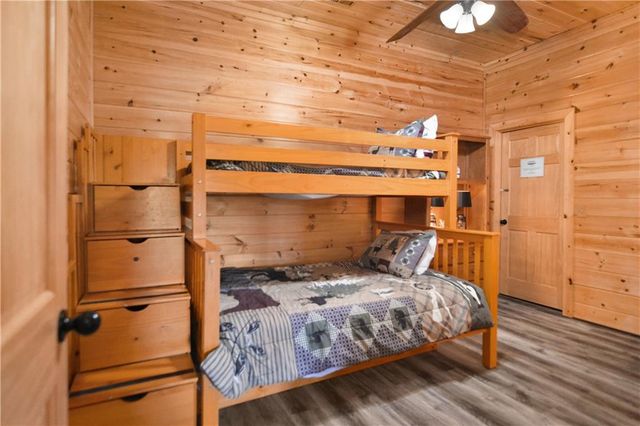 305 Skybound Rd, Blue Ridge, GA 30513