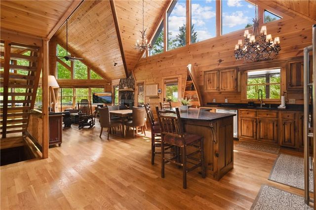 305 Skybound Rd, Blue Ridge, GA 30513