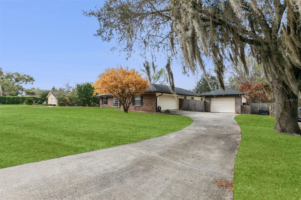 Image 30 of property listing at 895 PALMETTO STREET, Oviedo, FL 32765
