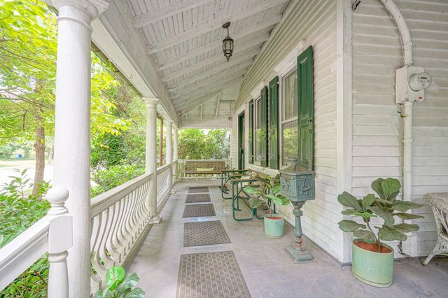 315 CHESTNUT ST, Moorestown, NJ 08057