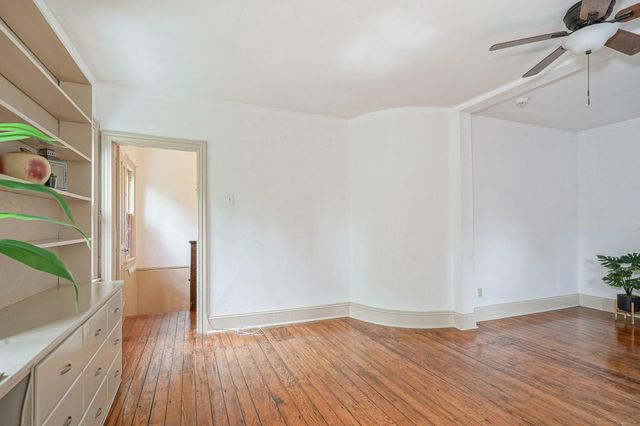 315 CHESTNUT ST, Moorestown, NJ 08057