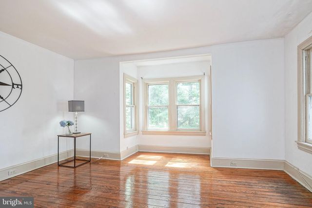 315 CHESTNUT ST, Moorestown, NJ 08057