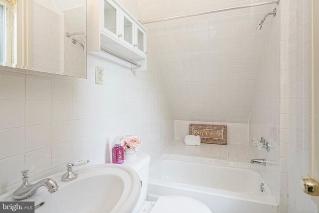 315 CHESTNUT ST, Moorestown, NJ 08057