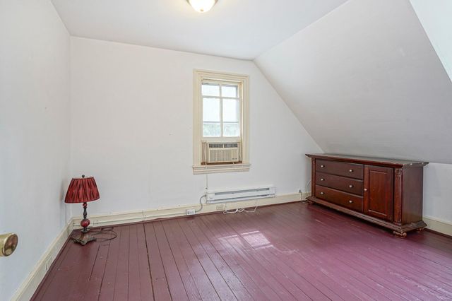 315 CHESTNUT ST, Moorestown, NJ 08057
