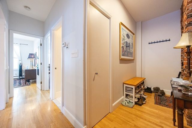 88 Hancock St 12, Cambridge, MA 02139