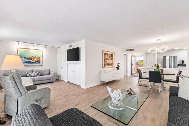 6461 NW 2nd Avenue 4110, Boca Raton, FL 33487