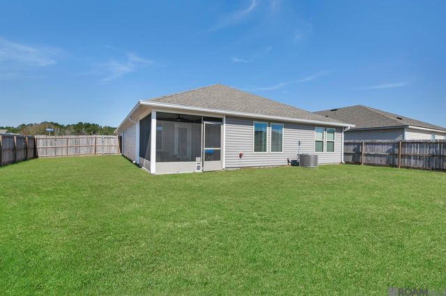 12786 Catalpa Ave, Denham Springs, LA 70726