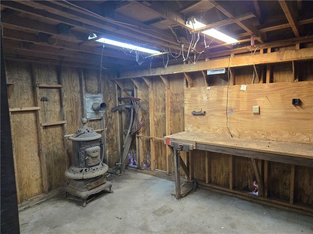 278 Central Pike, Scituate, RI 02857